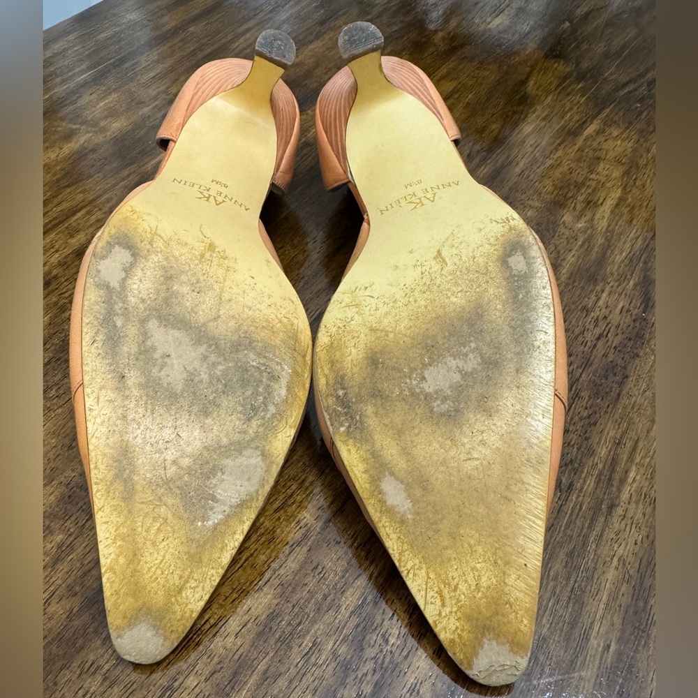 Anne Klein Elegant Tan Women's Heels Size 8.5M - Picture 6 of 7